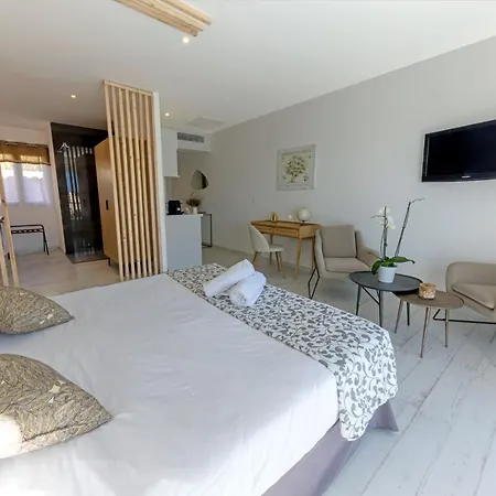 La Manufacture D'oriano Les Nuits Au Village