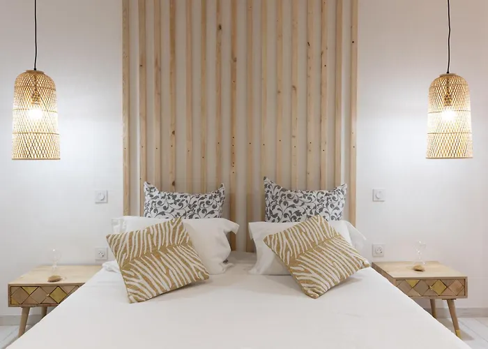 La Manufacture D'oriano Les Nuits Au Village Hotel *